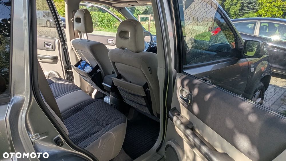 Nissan X-Trail 2.2 dCi 4x4 Columbia - 8