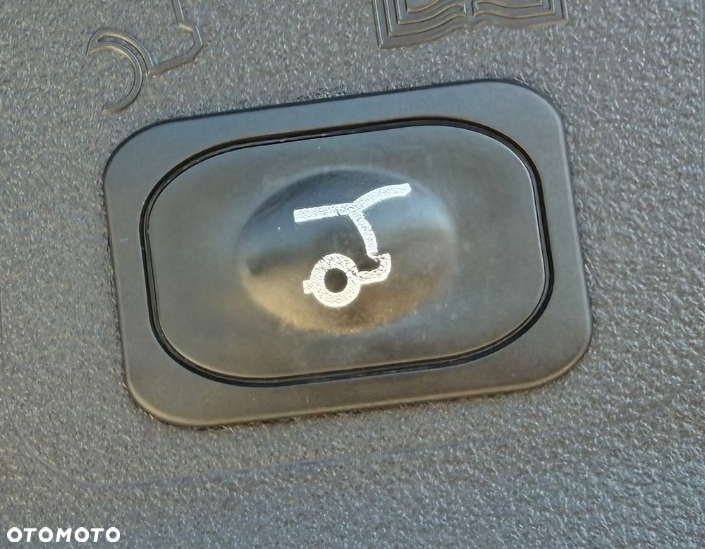 Ford Kuga - 31