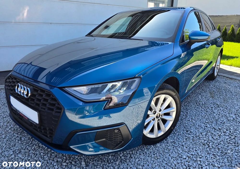 Audi A3 Limousine - 1