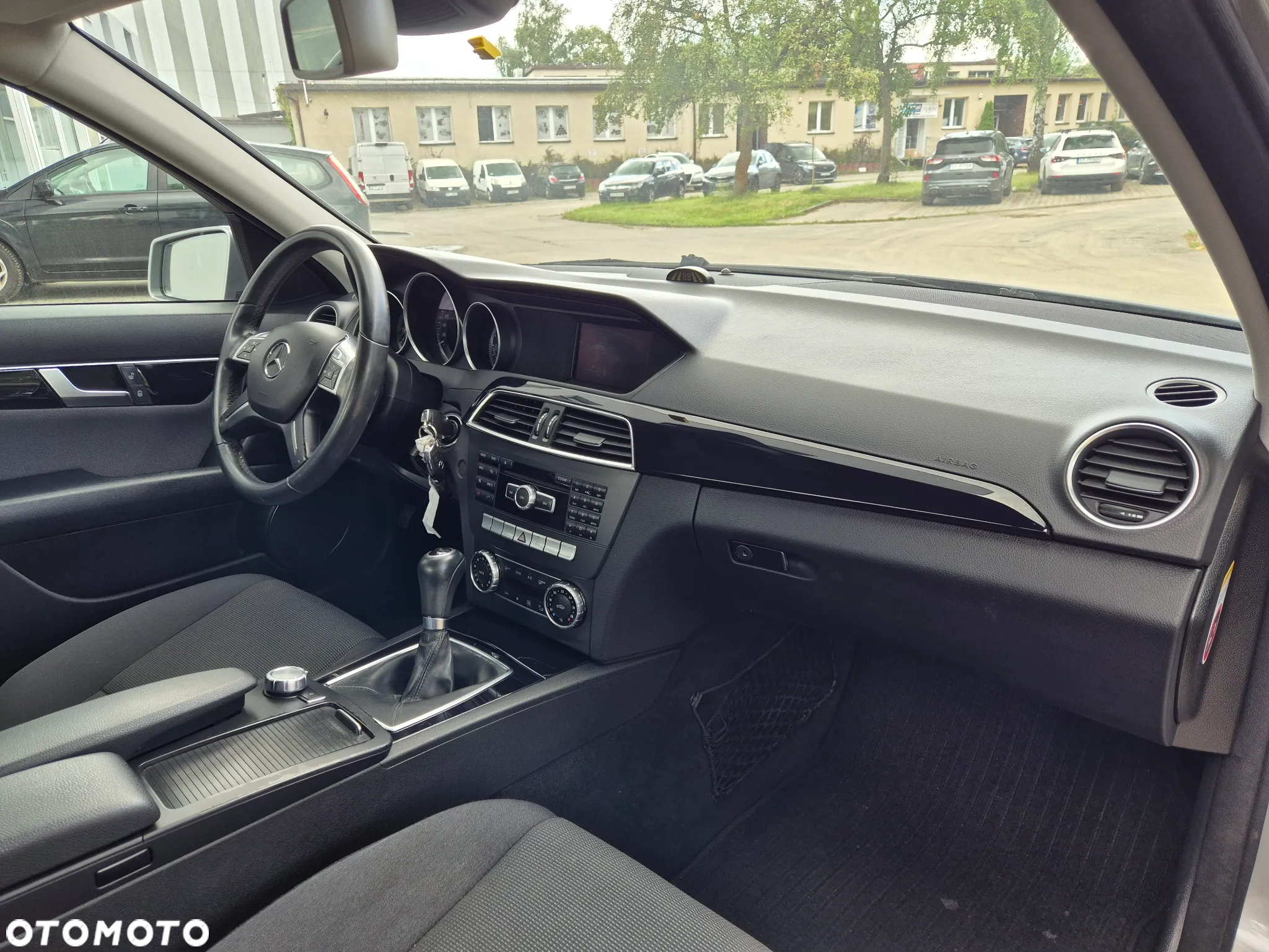 Mercedes-Benz Klasa C 220 CDI BlueEff Elegance - 15