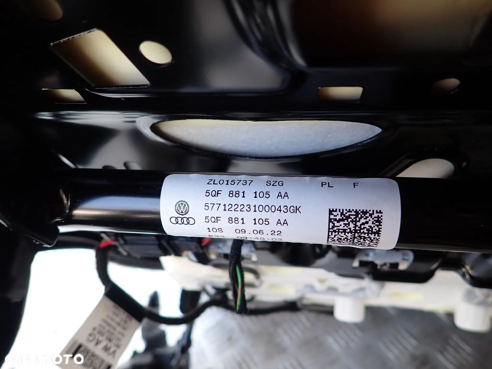 FOTEL LEWY VW  CADDY  FORD CONNECT MK 3  5QF881105AA - 5