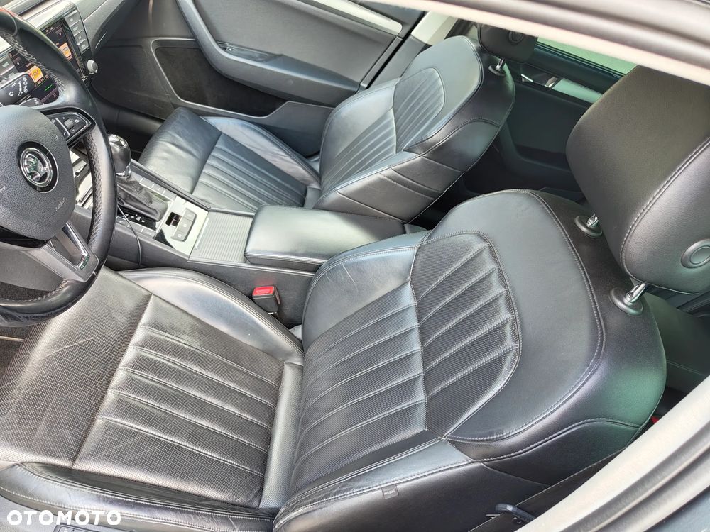 Skoda Superb 2.0 TDI DSG Style - 11