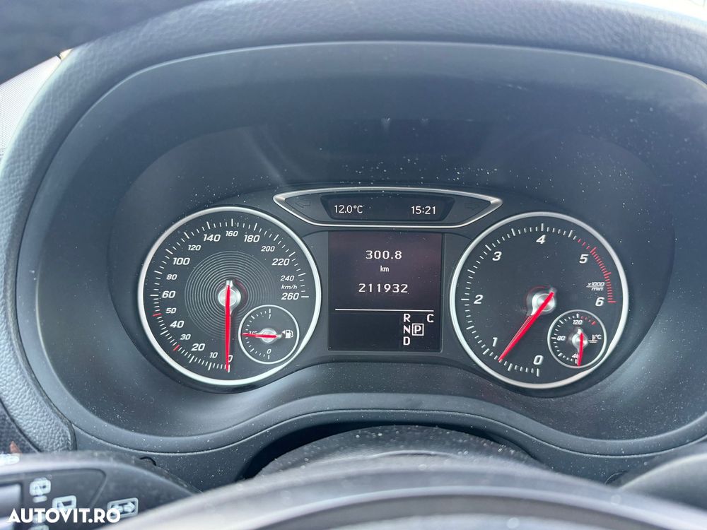 Mercedes-Benz B 220 CDI BlueEfficiency Aut. - 25