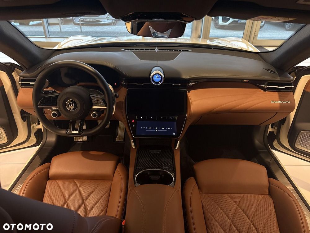 Maserati GranTurismo - 15