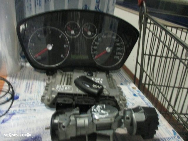 Centralina 0281011618  3M5T10849  3M513F8 FORD C MAX 2004 1.6 TDCI BOSCH - 5