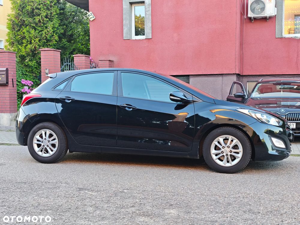 Hyundai i30 1.6 CRDI Trend - 9