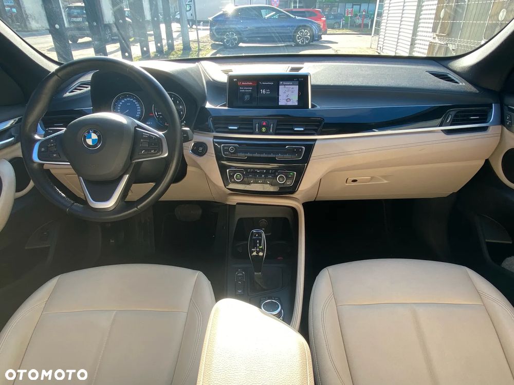 BMW X1 - 8