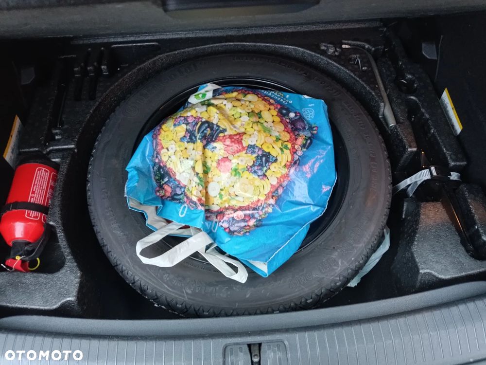 Volkswagen Tiguan 2.0 TDI SCR R-Line - 31