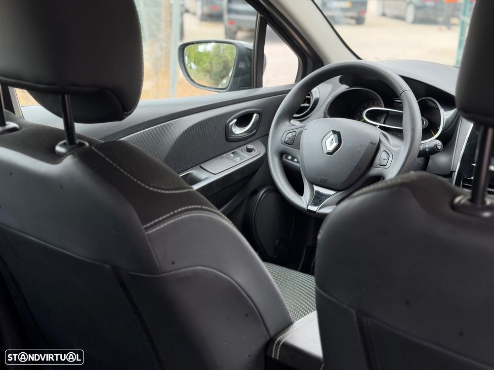 Renault Clio ENERGY TCe 90 Start & Stop Experience - 12