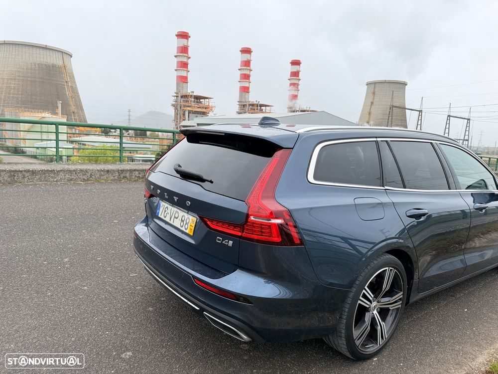 Volvo V60 2.0 D4 Inscription Geartronic - 24