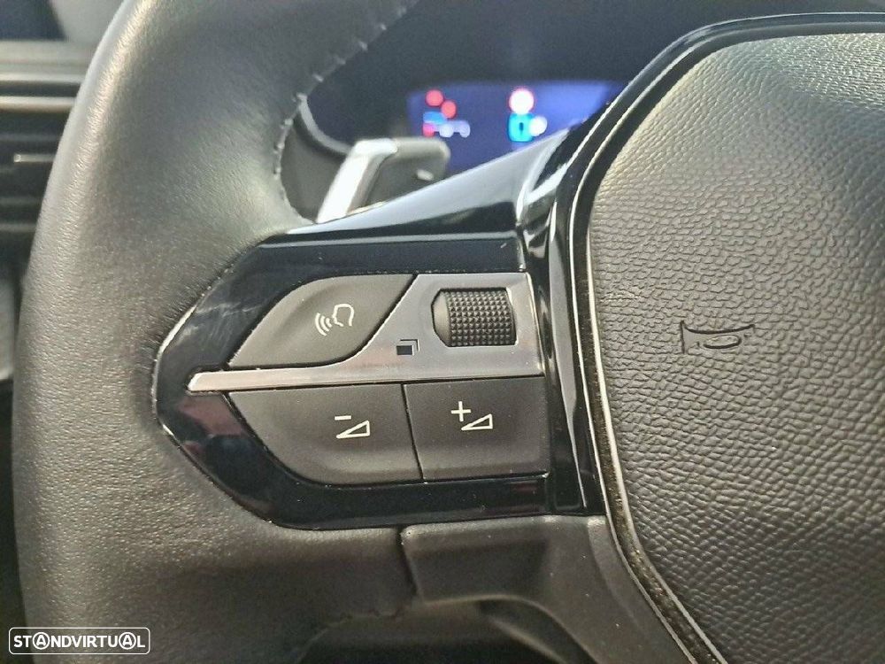 Peugeot 208 1.2 Hybrid Allure e-DCS6 - 16