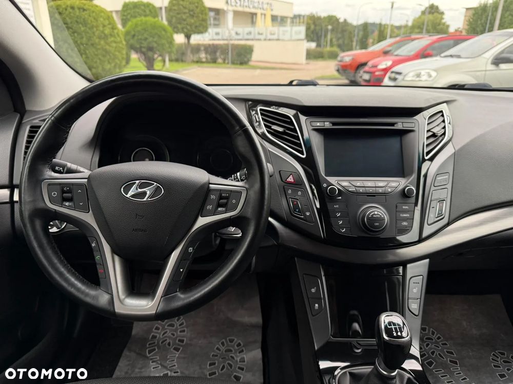 Hyundai i40 1.6 GDI Comfort + - 28