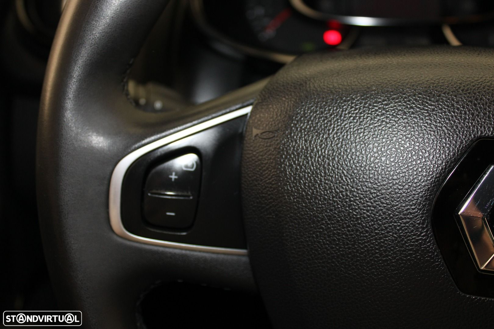 Renault Clio 1.5 dCi Limited - 12