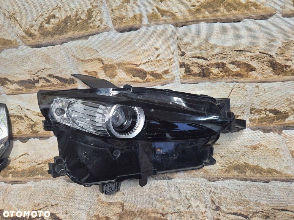 Reflektor Przód strona prawa Mazda CX-30 full led dzienne na żarówkę - 5
