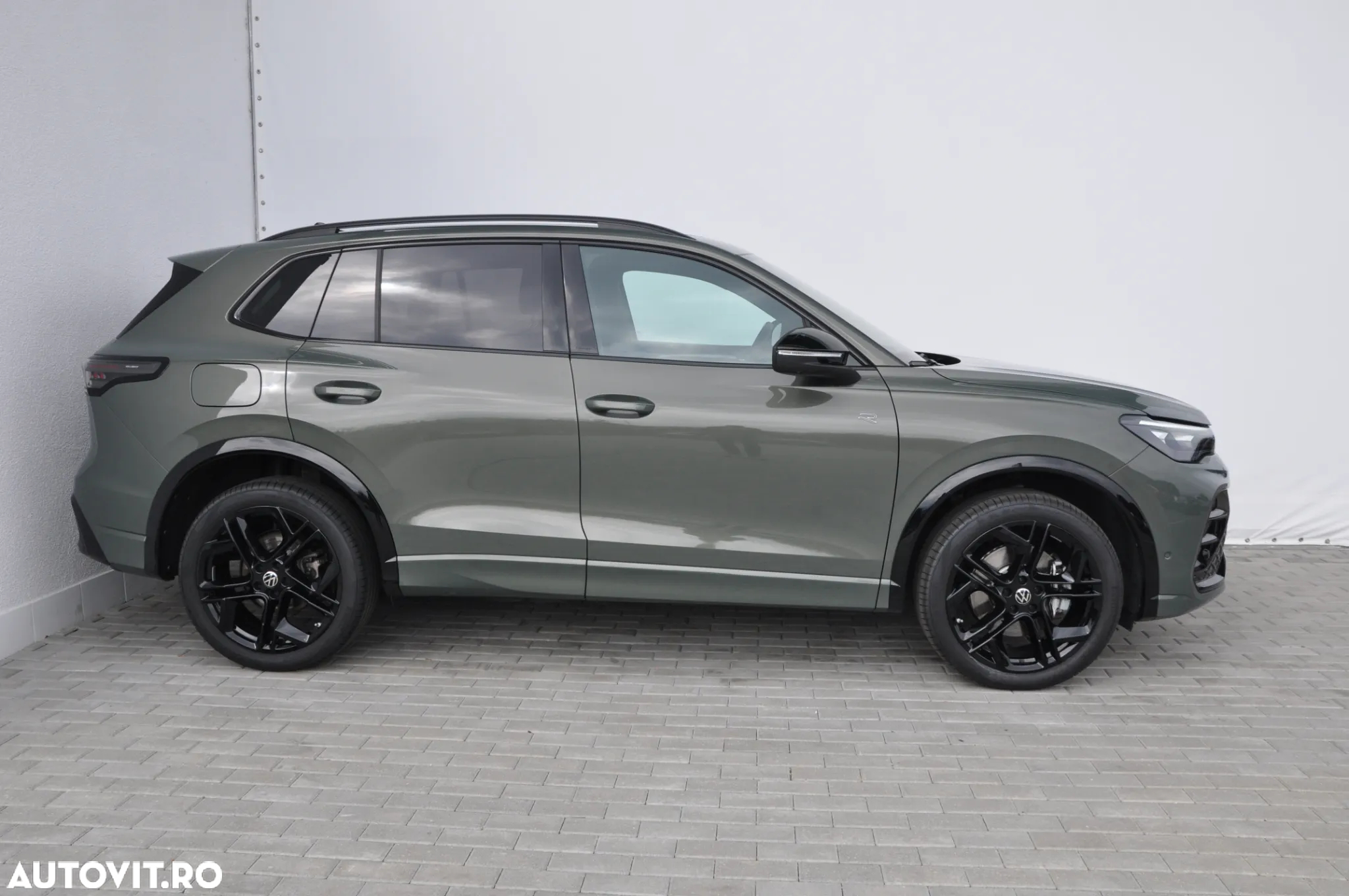 Volkswagen Tiguan 2.0 TDI DSG 4Motion R-Line - 6