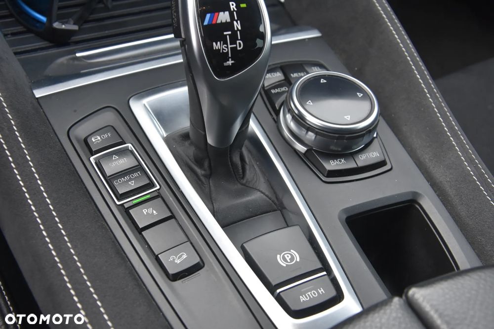 BMW X6 xDriveM50d - 18