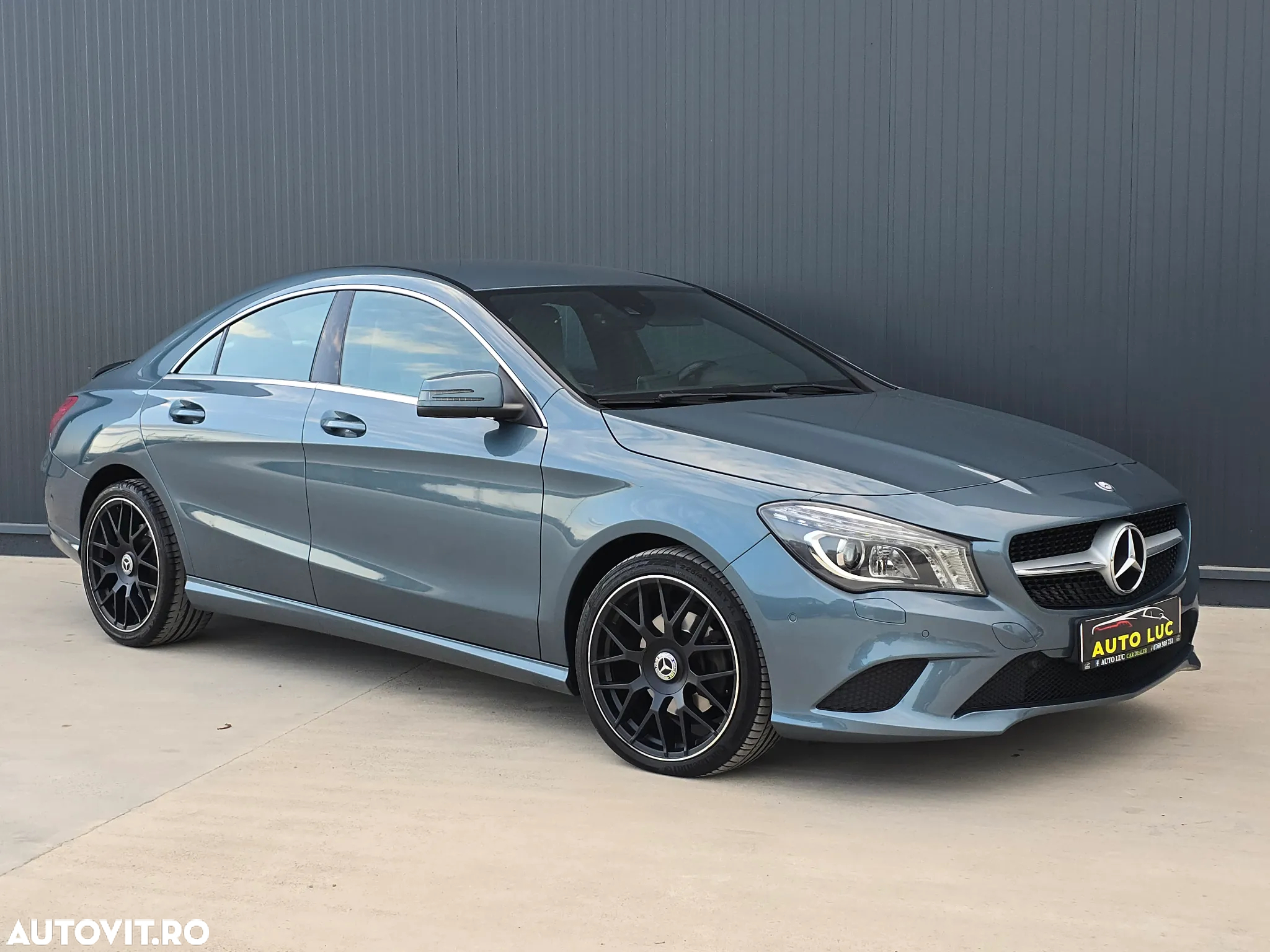 Mercedes-Benz CLA - 2