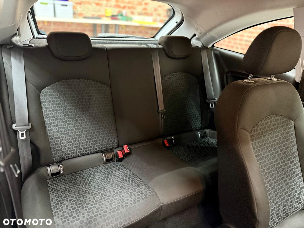 Opel Corsa 1.4 Color Edition - 15