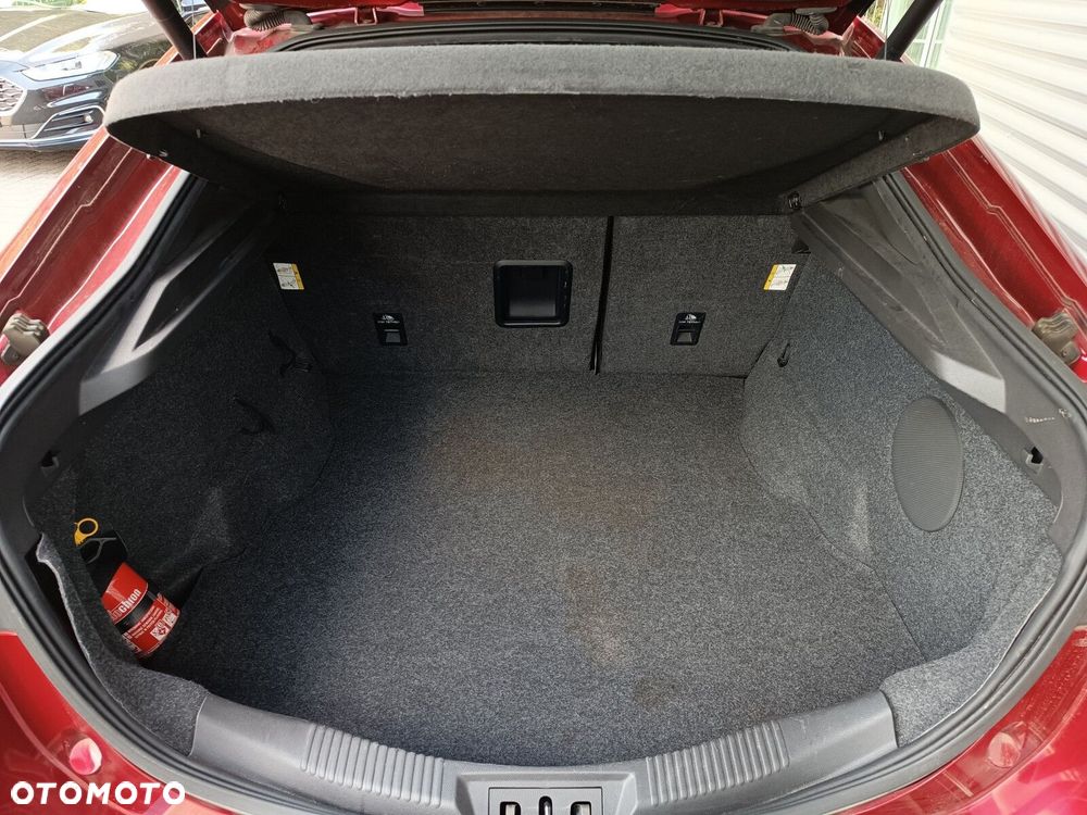 Ford Mondeo 1.5 EcoBoost ST-Line X - 32