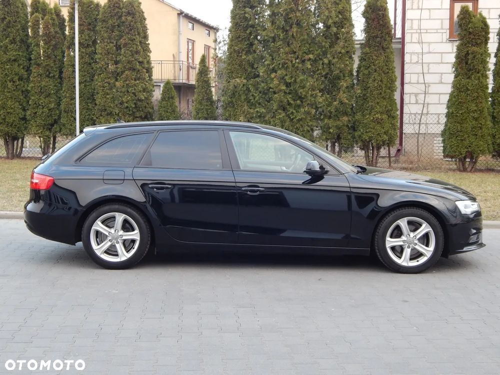 Audi A4 Avant 2.0 TDI S tronic - 8
