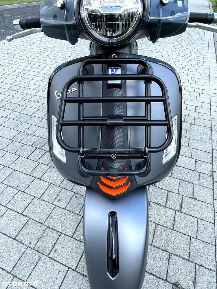 Vespa GTS - 13
