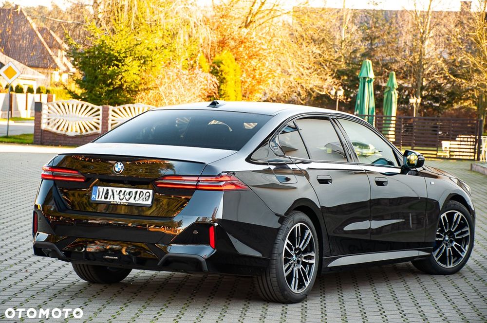 BMW Seria 5 520d mHEV - 5