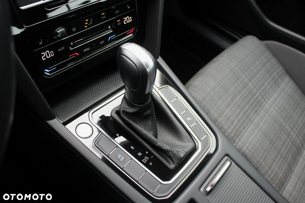 Volkswagen Passat 1.5 TSI EVO Business DSG - 18