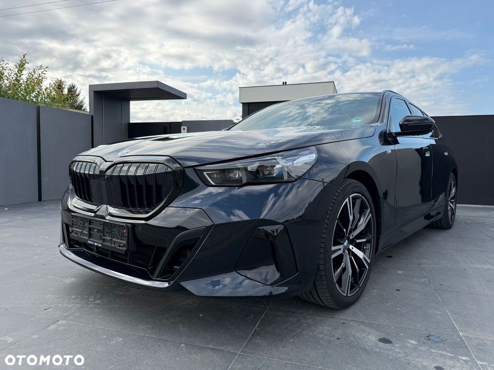 BMW Seria 5 520d xDrive Touring - 1