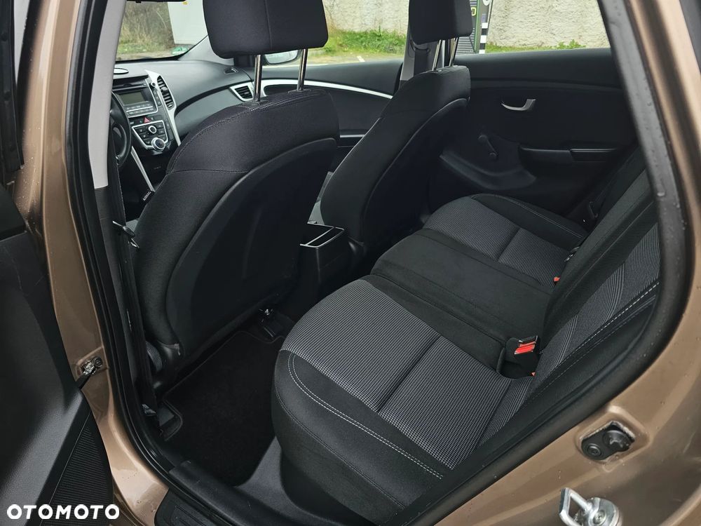Hyundai i30 1.4 Classic - 15