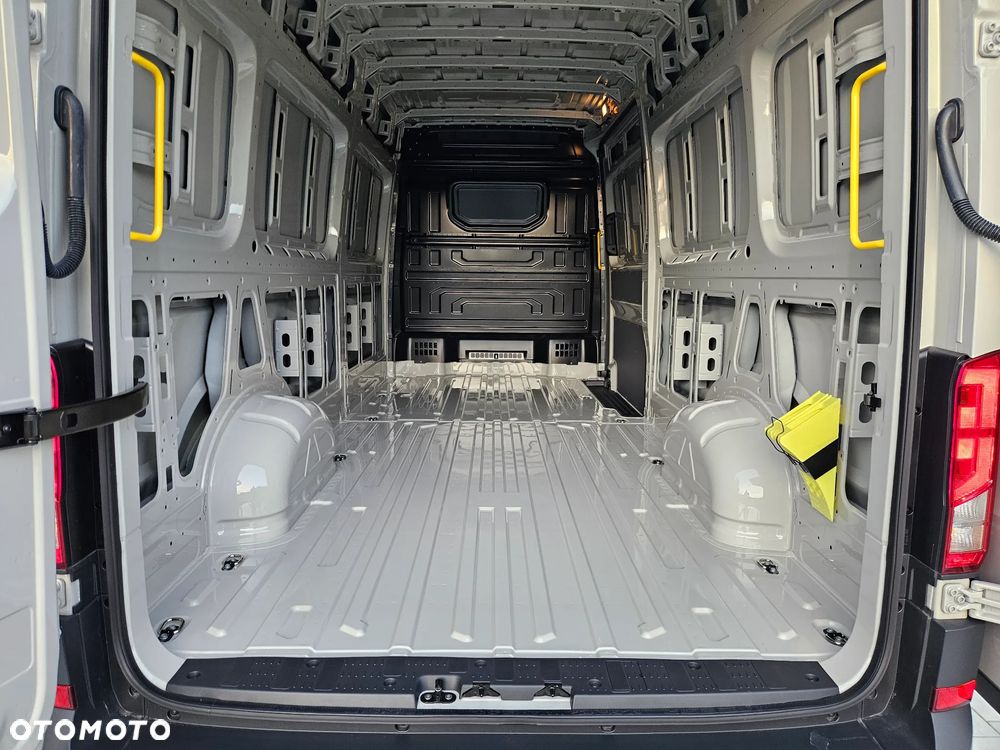 Volkswagen CRAFTER L4H3 Nowy bez przebiegu od ręki SalonPL FV23% LEDY - 8