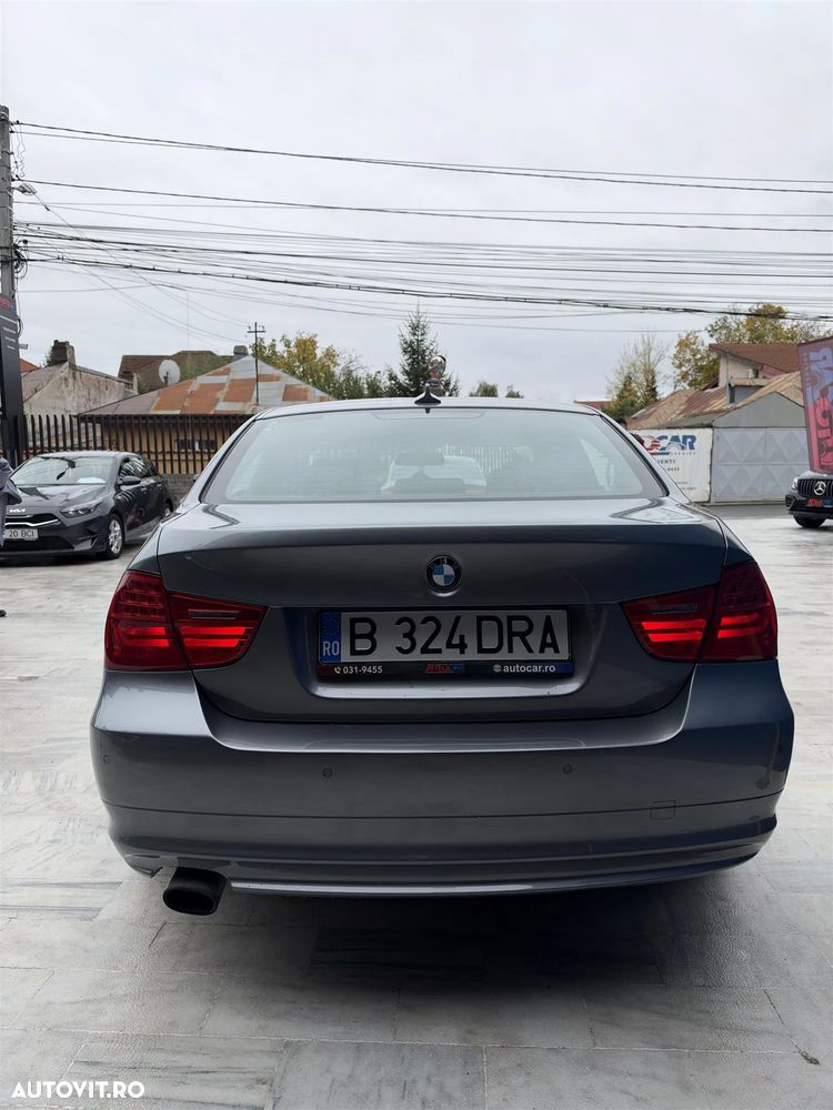 BMW Seria 3 2010 — imagine 5