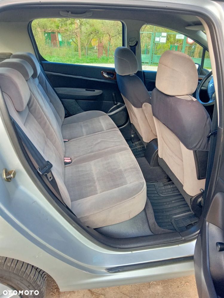 Peugeot 307 HDi 110 Premium - 11