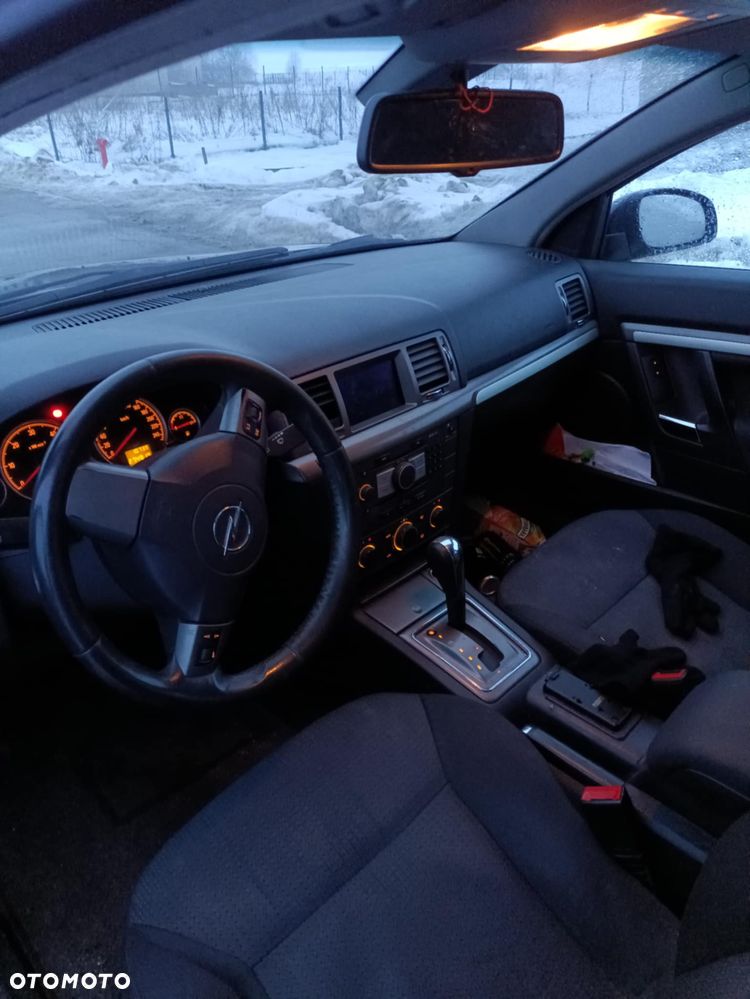 Opel Vectra 1.9 CDTI Cosmo ActiveSelect - 2