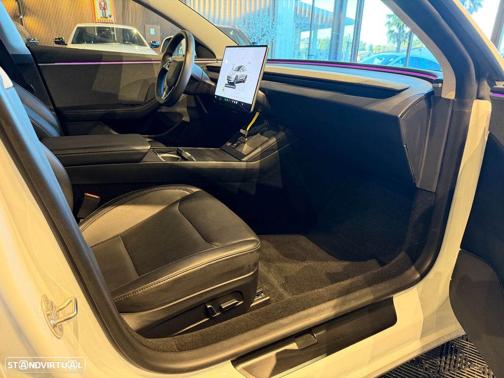 Tesla Model 3 Tração Traseira Premium - 38