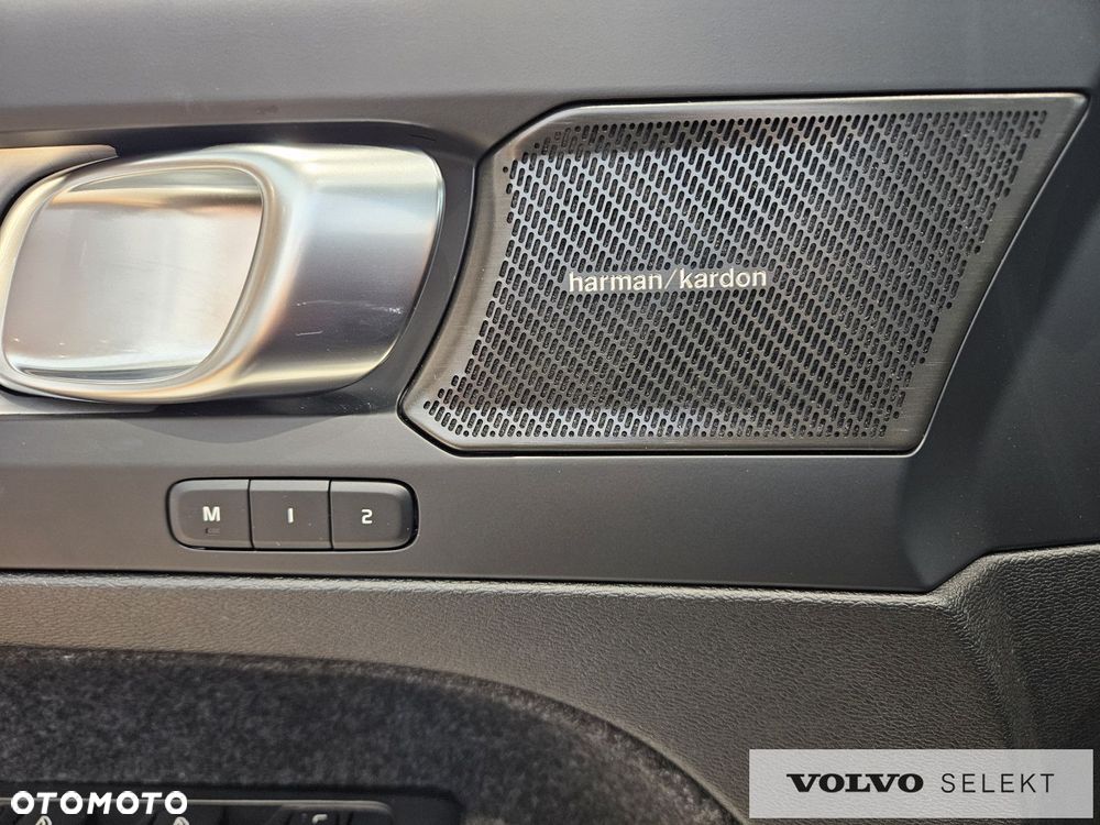Volvo XC 40 - 20