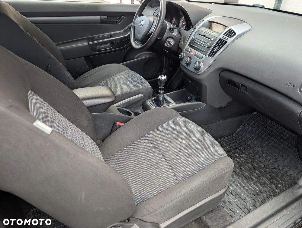 Kia Ceed 2.0 Optimum - 18