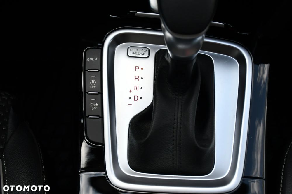 Kia XCeed 1.4 T-GDI OPF DCT7 PLATINUM EDITION - 31