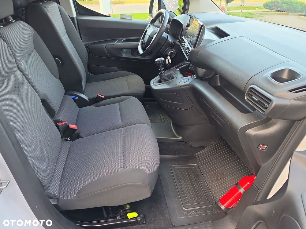 Toyota PROACE CITY - 17