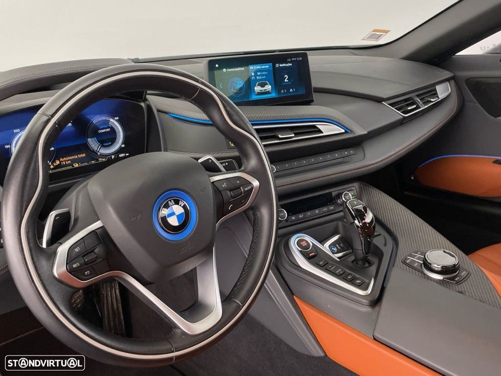 BMW i8 Roadster - 14