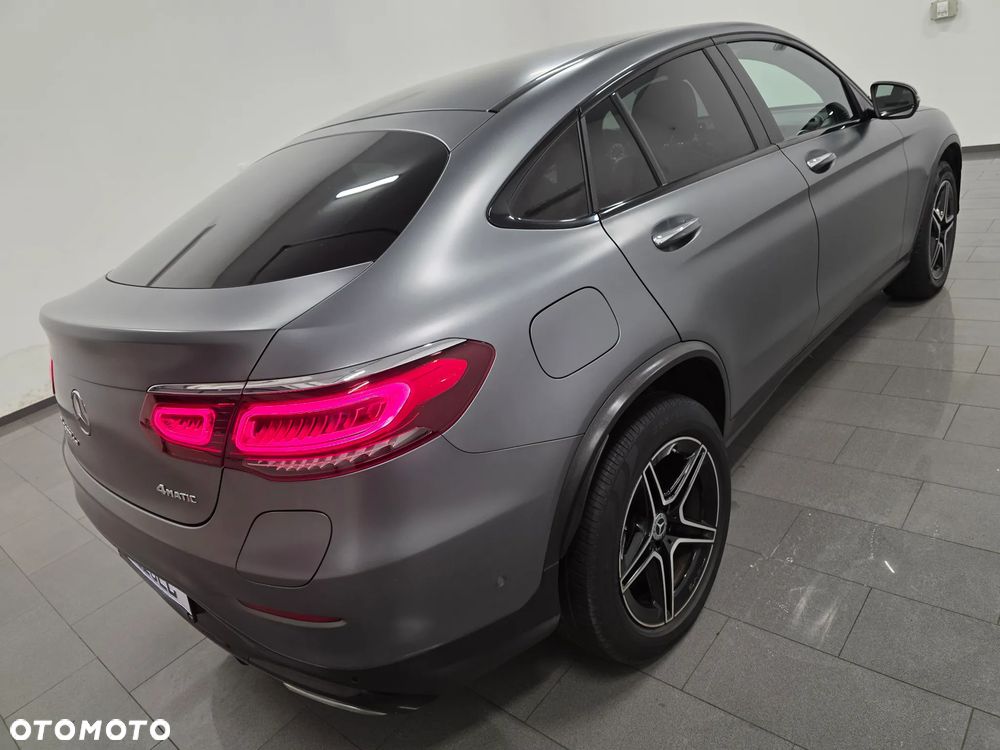 Mercedes-Benz GLC 300 de 4Matic 9G-TRONIC AMG Line Plus - 6