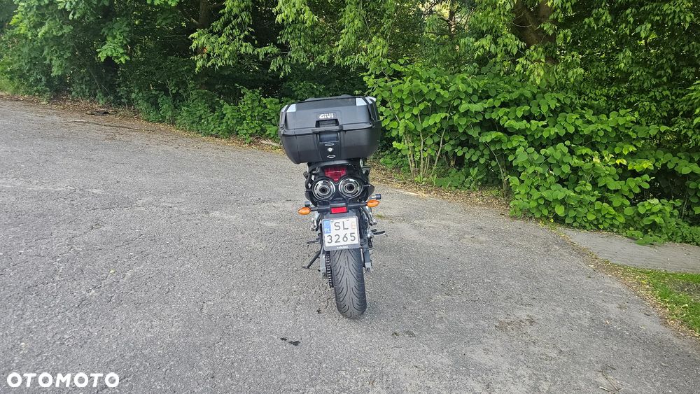 Yamaha FZ6 - 3