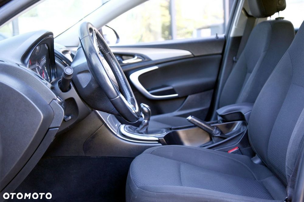 Opel Insignia 2.0 CDTI - 16