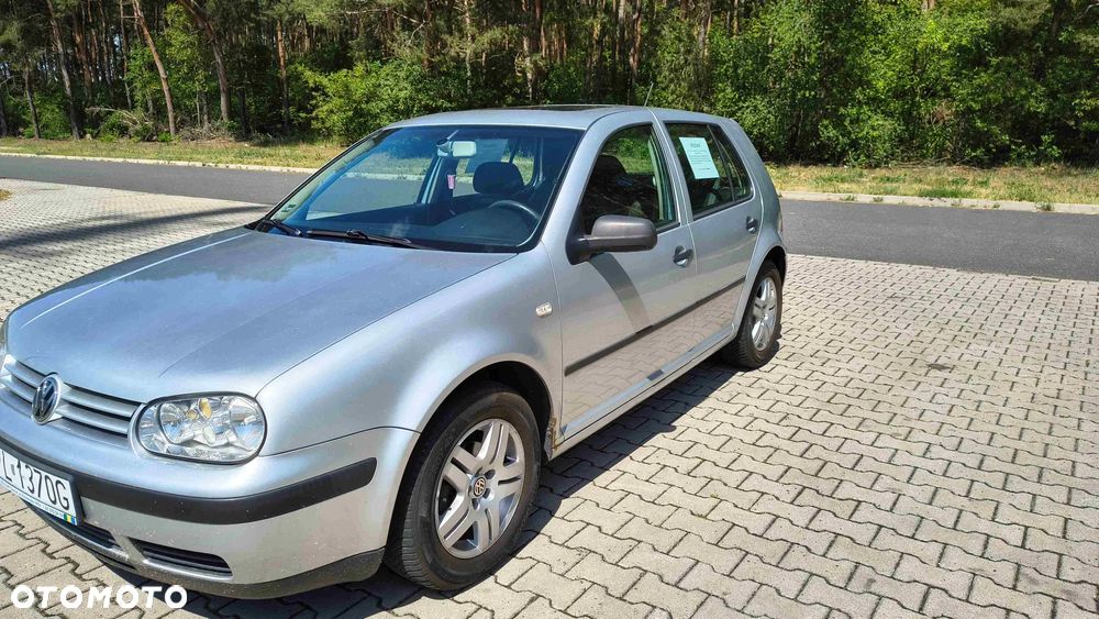 Volkswagen Golf - 3