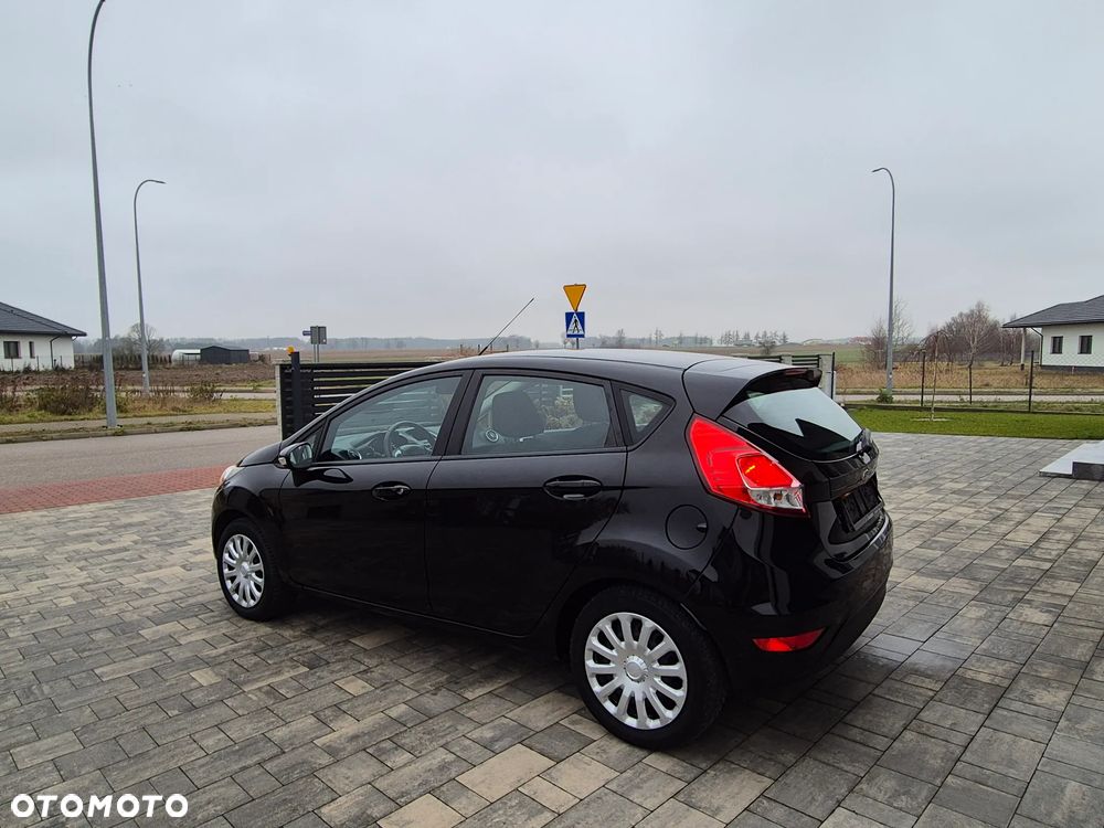 Ford Fiesta 1.25 Titanium - 28