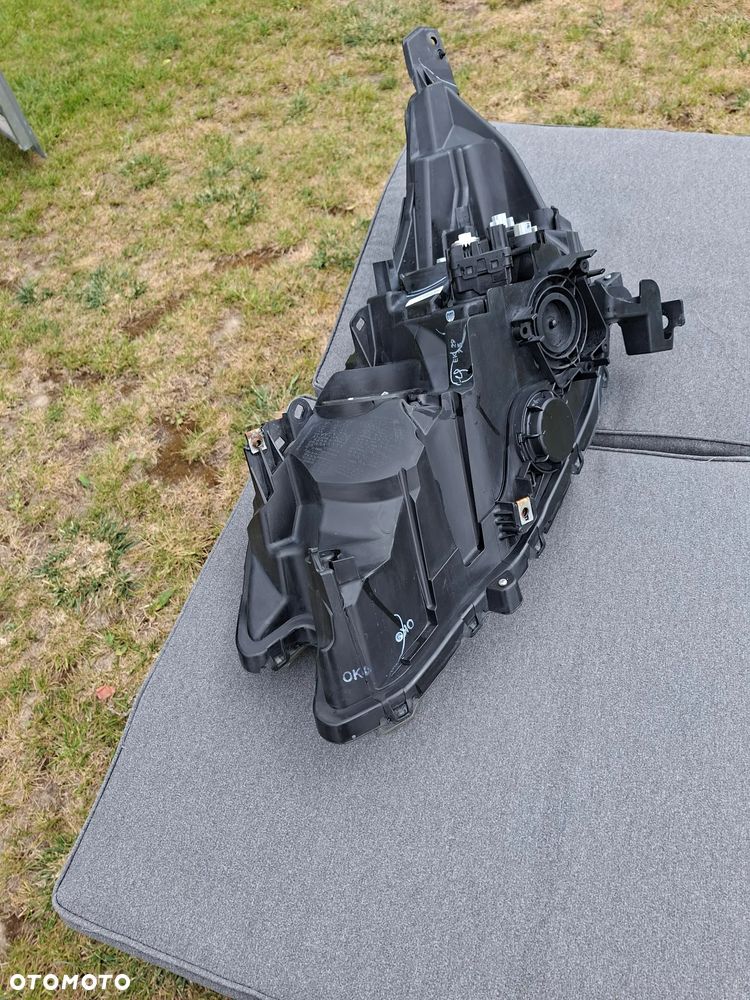 Honda CR-V IV lift lampa przednia prawa led Europa . Oryginał - 8