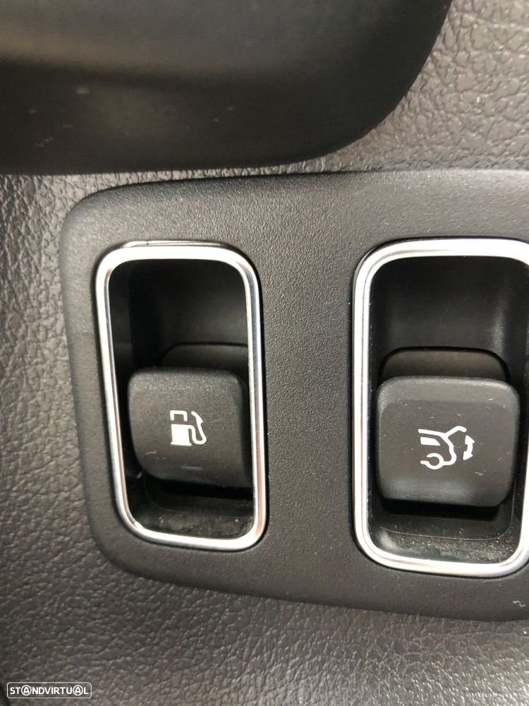 Mercedes-Benz B 250 e Style Plus - 34