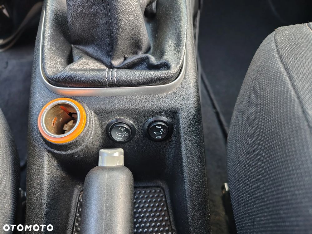 Fiat Punto 1.2 8V - 16