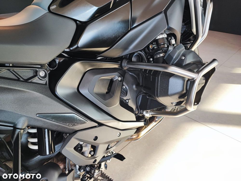 BMW R - 22