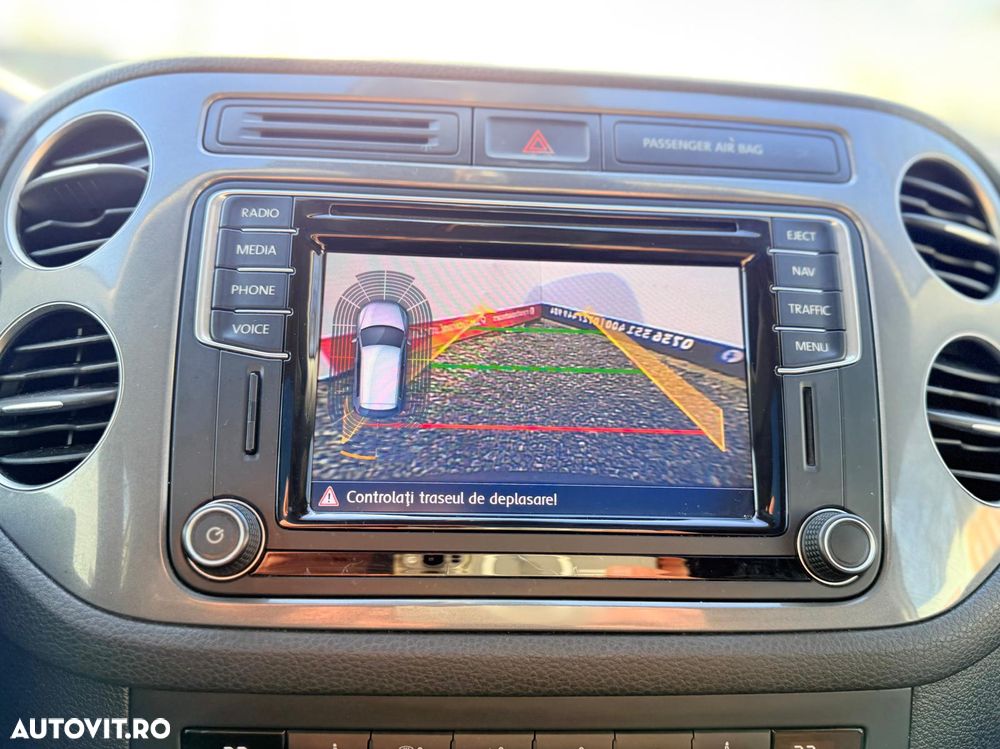 Volkswagen Tiguan 2.0 TDI DSG 4Mot Highline - 24