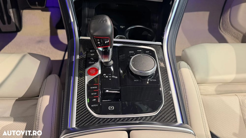 BMW M8 - 17